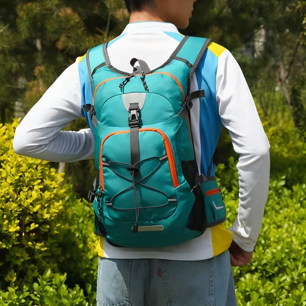Sac à Dos Randonnée Avec Trou Pour Poche À Eau — photo 5